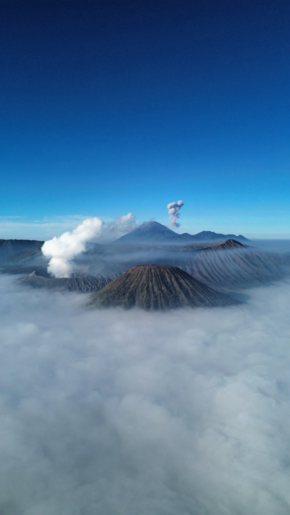 Mont Bromo vu du ciel — bien vivre le décalage horaire
